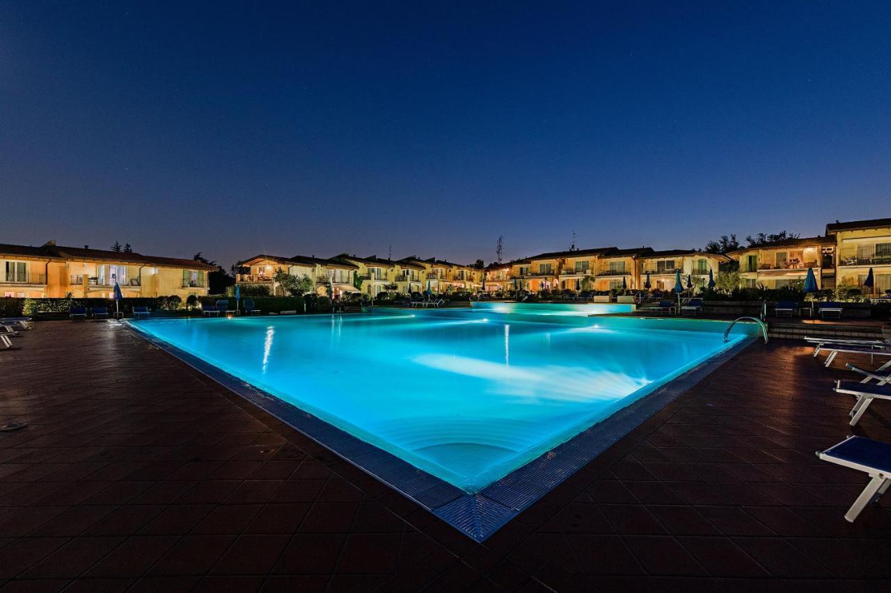 Montecolo Resort By Wonderful Italy Manerba del Garda Exterior photo